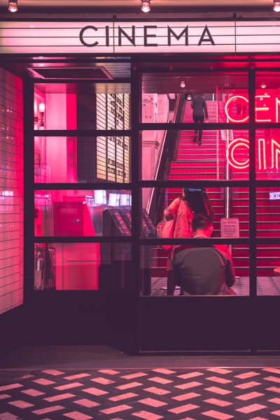 动漫《咒术回战》第二季热血战斗动画海报